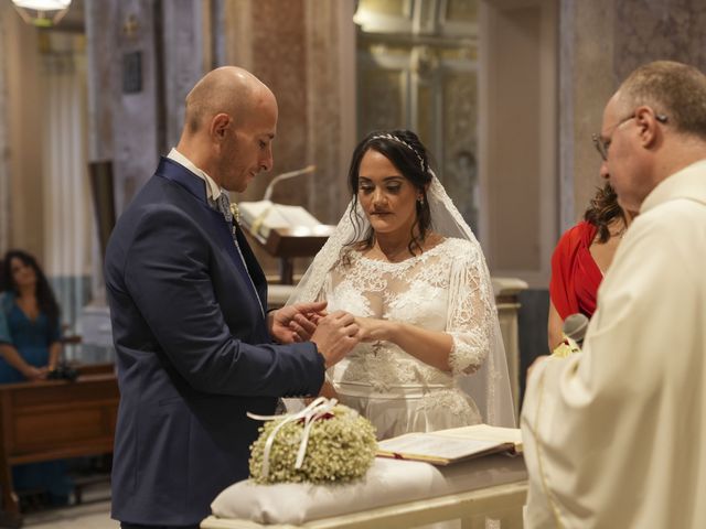 Il matrimonio di Valentina e Crescenzo a Afragola, Napoli 20