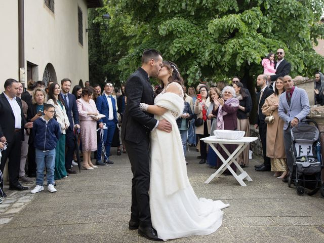 Il matrimonio di Lorenzo e Chiara a Calenzano, Firenze 24