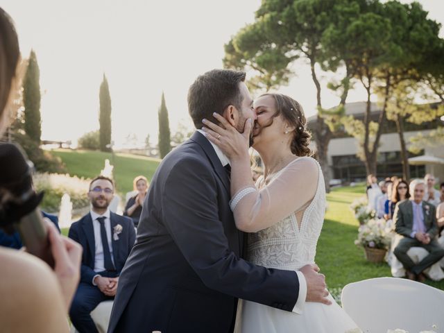 Il matrimonio di Dario e Chiara a Castel San Pietro Terme, Bologna 46