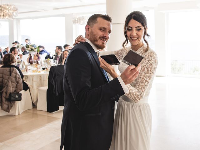 Il matrimonio di Michela e Raffaele a Pozzuoli, Napoli 57