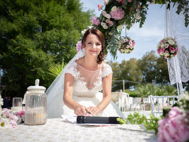 Il matrimonio di Michele  e Giada a Foggia, Foggia 73