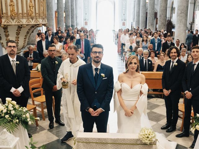 Il matrimonio di Martina e Alessandro a Lentini, Siracusa 16