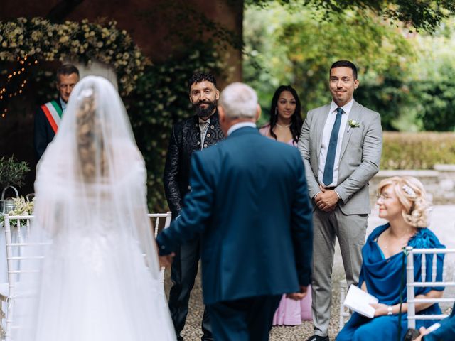 Il matrimonio di Michele e Cristina a Tradate, Varese 28