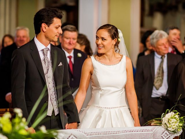 Il matrimonio di Matteo e Irene a Castelnuovo di Garfagnana, Lucca 20