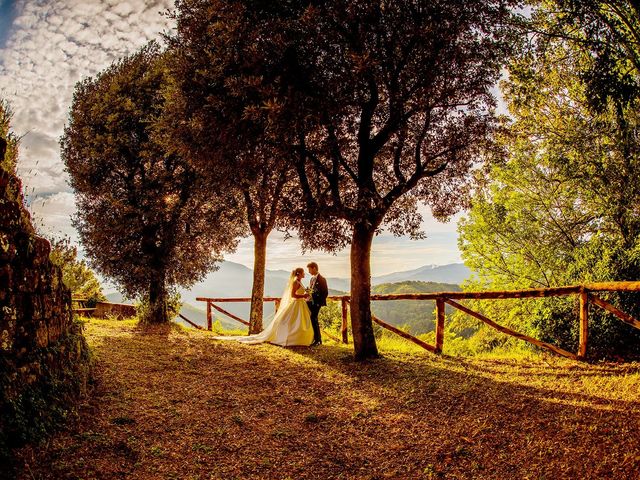 Il matrimonio di Matteo e Irene a Castelnuovo di Garfagnana, Lucca 40