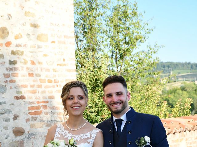 Il matrimonio di Mattia e Elena a Monchiero, Cuneo 10