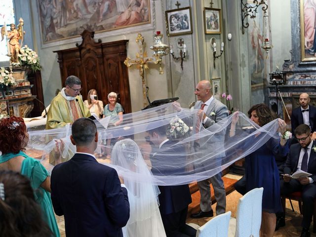 Il matrimonio di Luca e Valentina a Montevecchia, Lecco 11