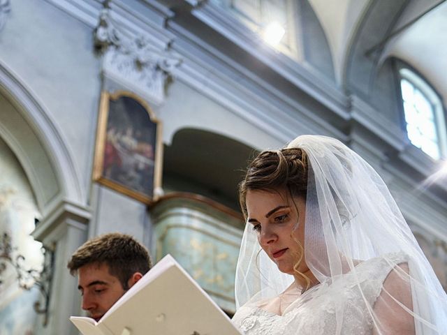 Il matrimonio di Luca e Valentina a Montevecchia, Lecco 13