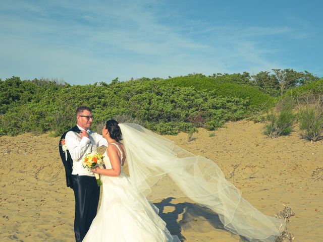 Il matrimonio di Nico e Giulia a San Vincenzo, Livorno 17