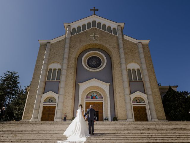 Il matrimonio di Luca e Alessandra a Pescara, Pescara 49