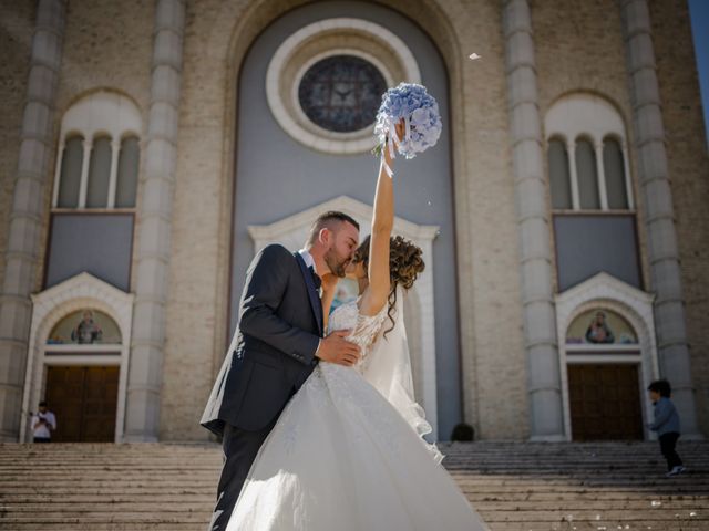 Il matrimonio di Luca e Alessandra a Pescara, Pescara 75