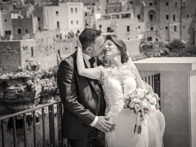 Il matrimonio di Rachele e Mimmo a Polignano a Mare, Bari 1