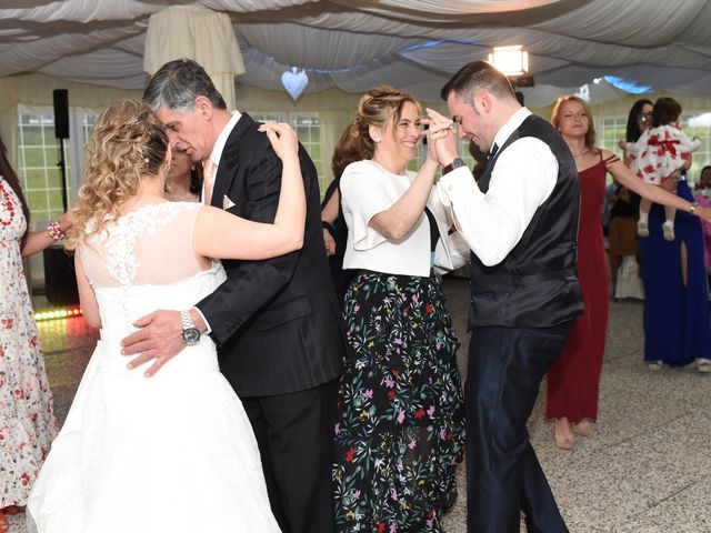 Il matrimonio di Francesco e Adriana a Cunardo, Varese 37