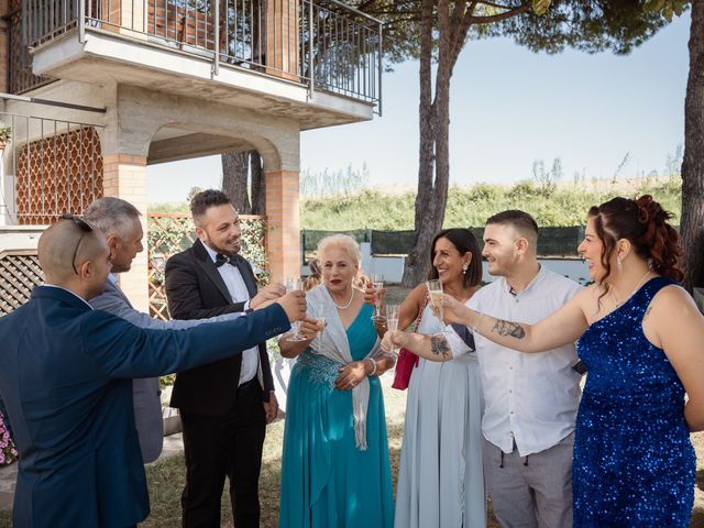 Il matrimonio di Gianni e Mariella a Longiano, Forlì-Cesena 16