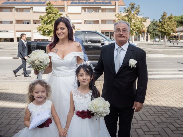 Il matrimonio di Gianni e Mariella a Longiano, Forlì-Cesena 28