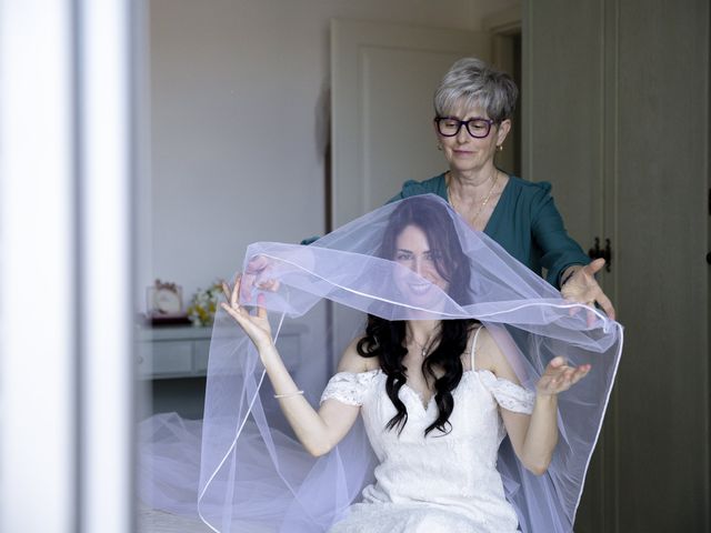 Il matrimonio di Serena e Ervis a Casalnoceto, Alessandria 25