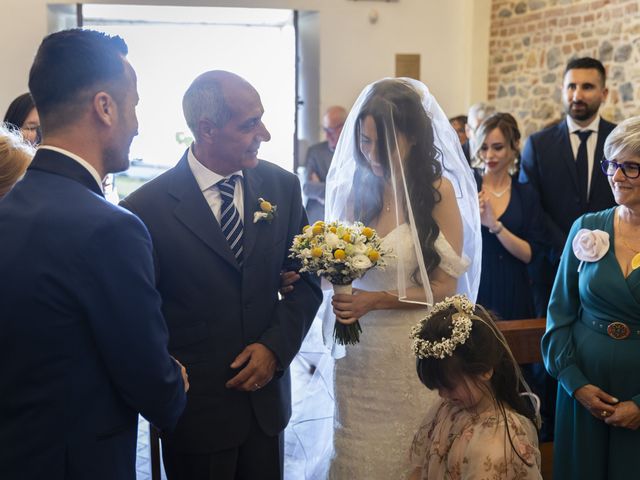 Il matrimonio di Serena e Ervis a Casalnoceto, Alessandria 35