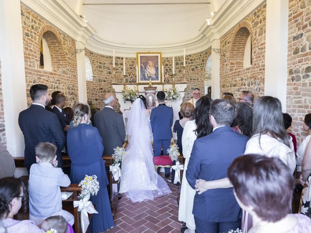 Il matrimonio di Serena e Ervis a Casalnoceto, Alessandria 39