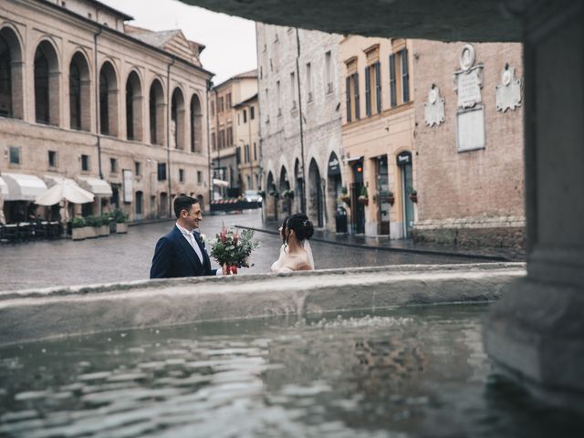 Il matrimonio di Emanuele e Francesca a Genga, Ancona 19