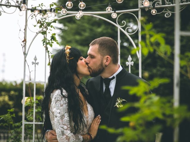 Il matrimonio di Marco e Vanessa a Ceriano Laghetto, Monza e Brianza 2