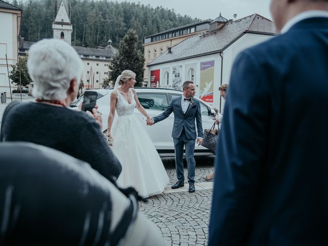 Il matrimonio di Stefan e Simone a Badia-Abtei, Bolzano 65