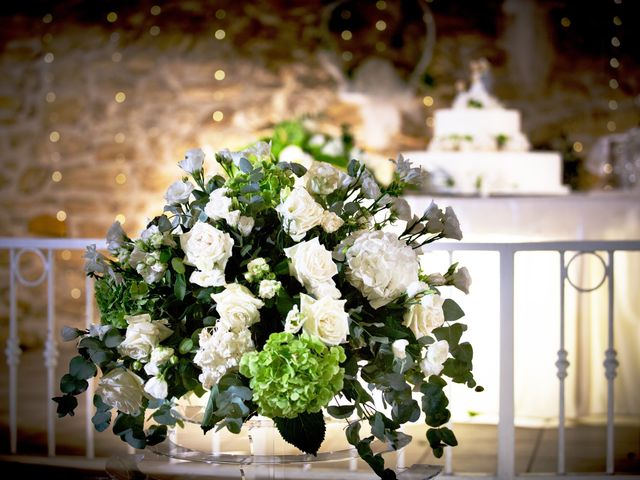 Il matrimonio di Laura e Antonesio a Porto Sant&apos;Elpidio, Fermo 30