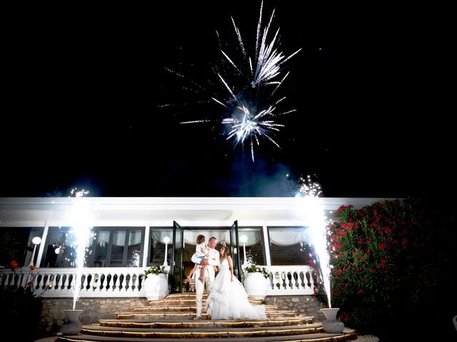 Il matrimonio di Laura e Antonesio a Porto Sant&apos;Elpidio, Fermo 34