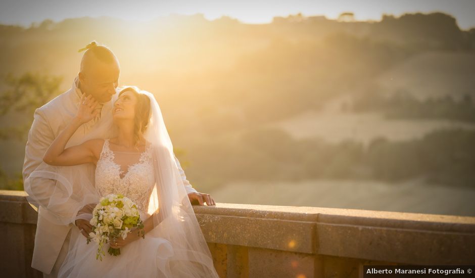 Il matrimonio di Laura e Antonesio a Porto Sant'Elpidio, Fermo