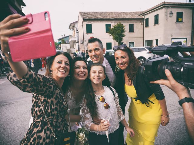 Il matrimonio di Danny e Alessandra a Goro, Ferrara 17