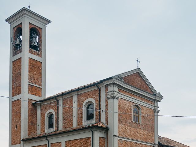 Il matrimonio di Angelo e Luna a Peschiera Borromeo, Milano 17