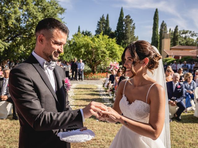 Il matrimonio di Manuel Muratori e Valentina Olivieri a Gradara, Pesaro - Urbino 8