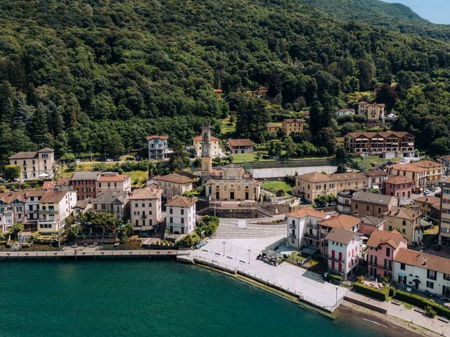 Il matrimonio di Davide e Chiara a Porto Ceresio, Varese 27