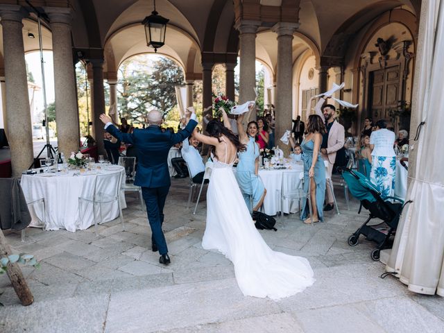 Il matrimonio di Davide e Chiara a Porto Ceresio, Varese 80