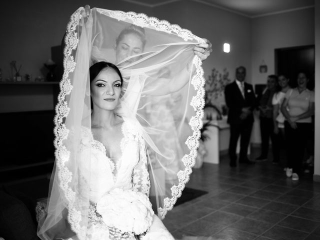 Il matrimonio di Raffaella e Michele a Capaccio Paestum, Salerno 15