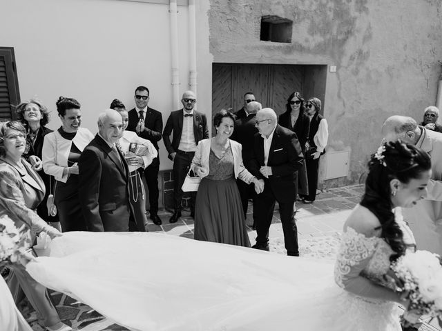 Il matrimonio di Matteo Fonnesu e Silvia Secci a Calasetta, Cagliari 24