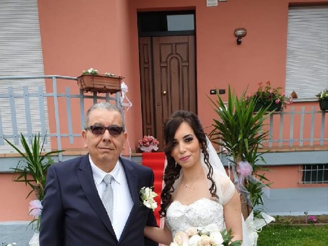 Il matrimonio di Salvatore e Daniela  a Castelnovo di Sotto, Reggio Emilia 4