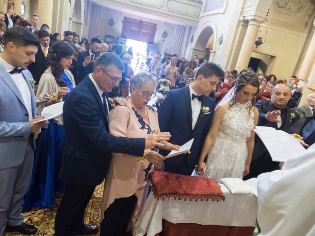 Il matrimonio di Simone e Alessia a Reggio nell&apos;Emilia, Reggio Emilia 32