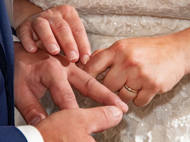 Il matrimonio di Angelo  e Marta  a Pian Camuno, Brescia 4