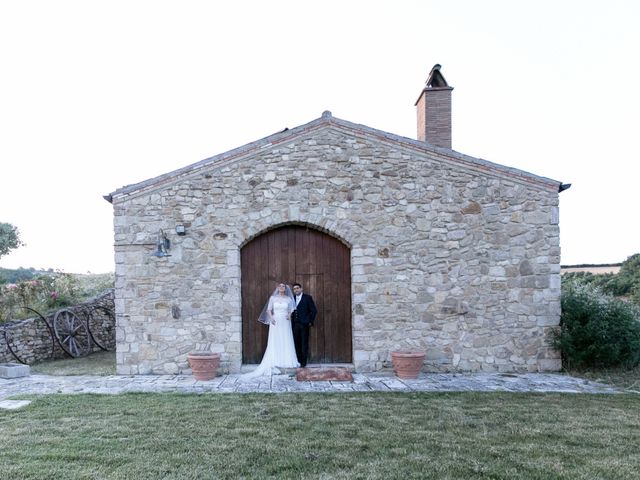 Il matrimonio di Giuseppe e Francesca a Barile, Potenza 42