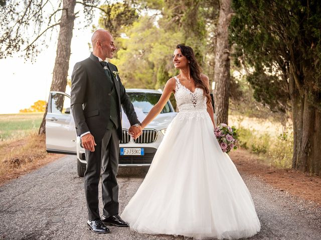 Il matrimonio di Viviana e Mirko a Treia, Macerata 24
