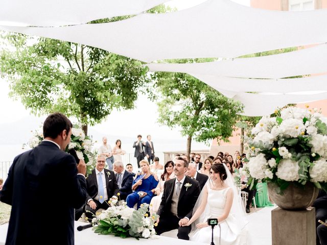 Il matrimonio di Serena e Valerio a Vico Equense, Napoli 44