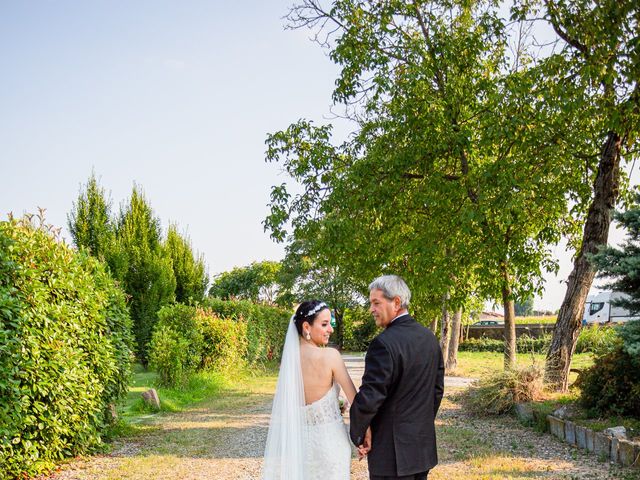 Il matrimonio di Luigi e Raffaella a Guardamiglio, Lodi 6