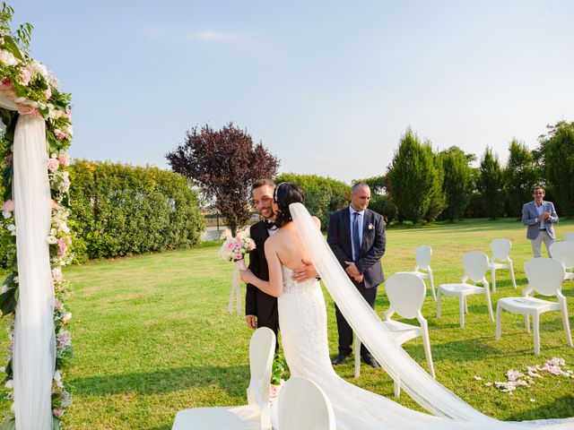 Il matrimonio di Luigi e Raffaella a Guardamiglio, Lodi 8