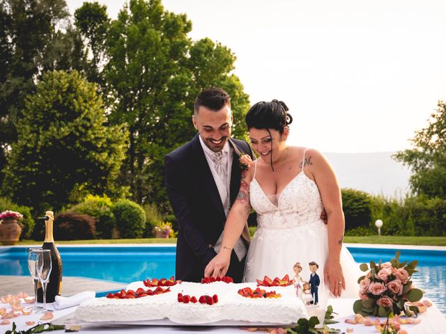 Il matrimonio di Mirko e Martina a Monvalle, Varese 39