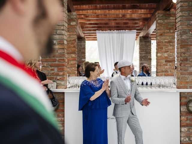 Il matrimonio di Luca e Paola a Capriolo, Brescia 21