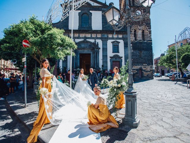 Il matrimonio di Lucia e Francesco a Randazzo, Catania 31