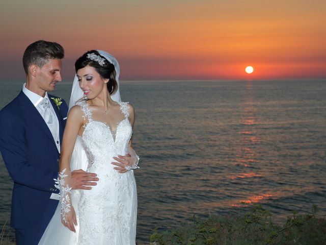 Il matrimonio di Vincenzo e Adriana a Vittoria, Ragusa 21