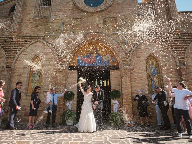 Il matrimonio di Niki e Azzurra a Mosciano Sant&apos;Angelo, Teramo 1