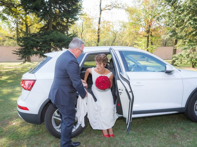 Il matrimonio di Antonio e Desiree a Galliate, Novara 32