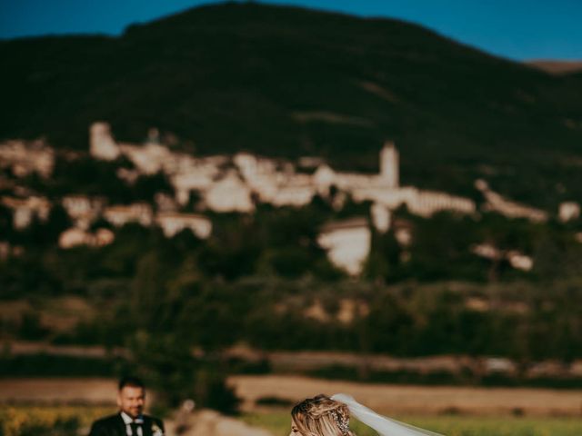 Il matrimonio di Emanuel e Ilenia a Assisi, Perugia 10